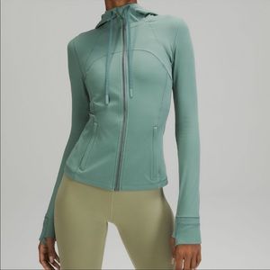 Lululemon Hooded Define Jacket *Nulu size 4